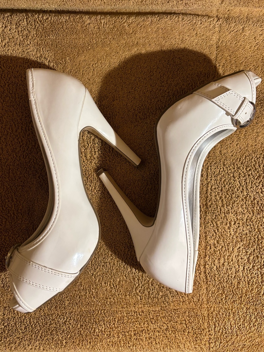 Delicious White Peep-Toe Heels with Buckle Accent - Picture 3 of 4